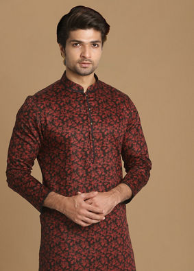 Floral Kurta In Maroon & Black image number 0